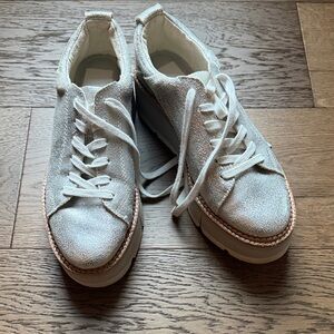 Stylish Dolce Vita Women's Metallic Sneakers